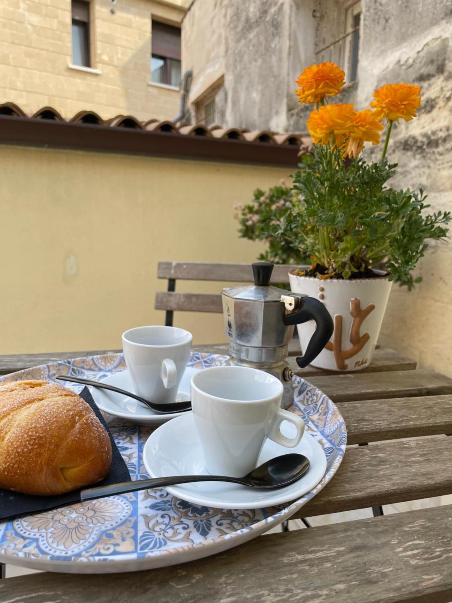 レッチェ Casa Mamma Elvira Bed & Breakfast エクステリア 写真