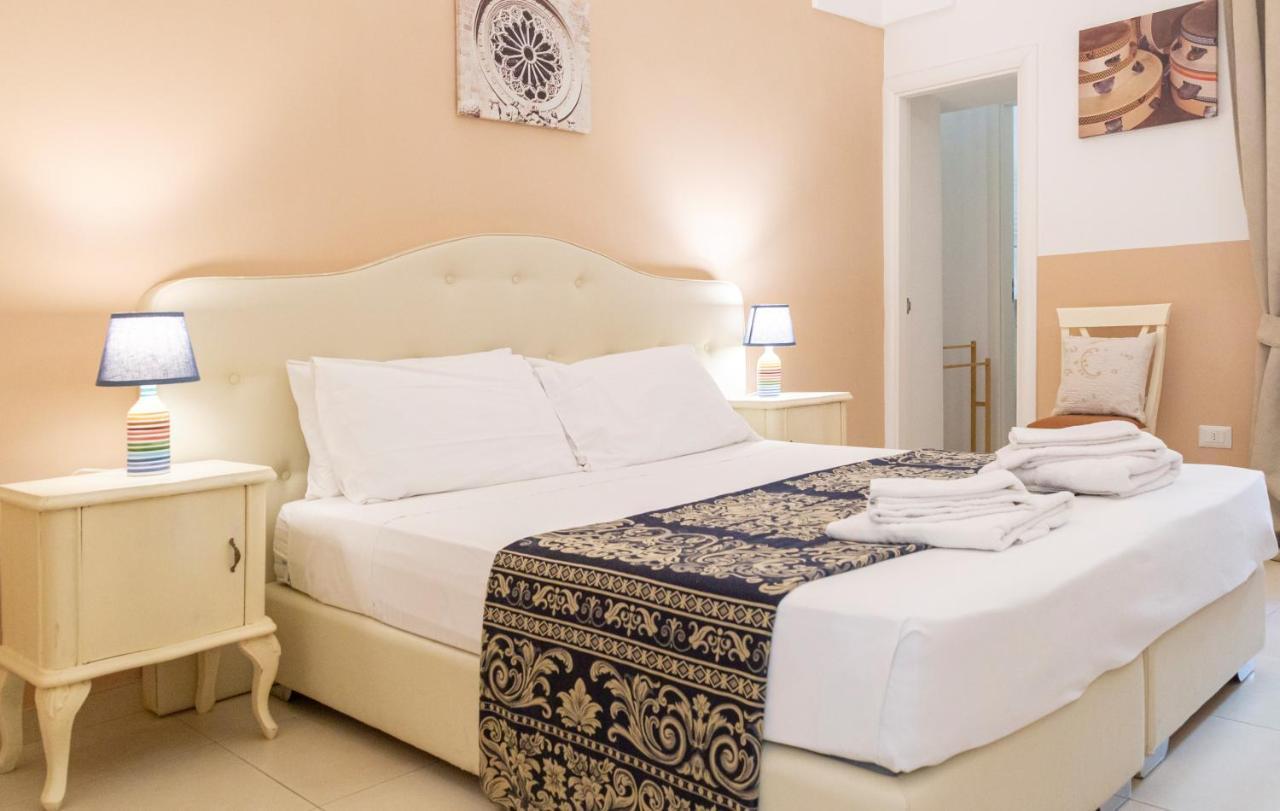 レッチェ Casa Mamma Elvira Bed & Breakfast エクステリア 写真